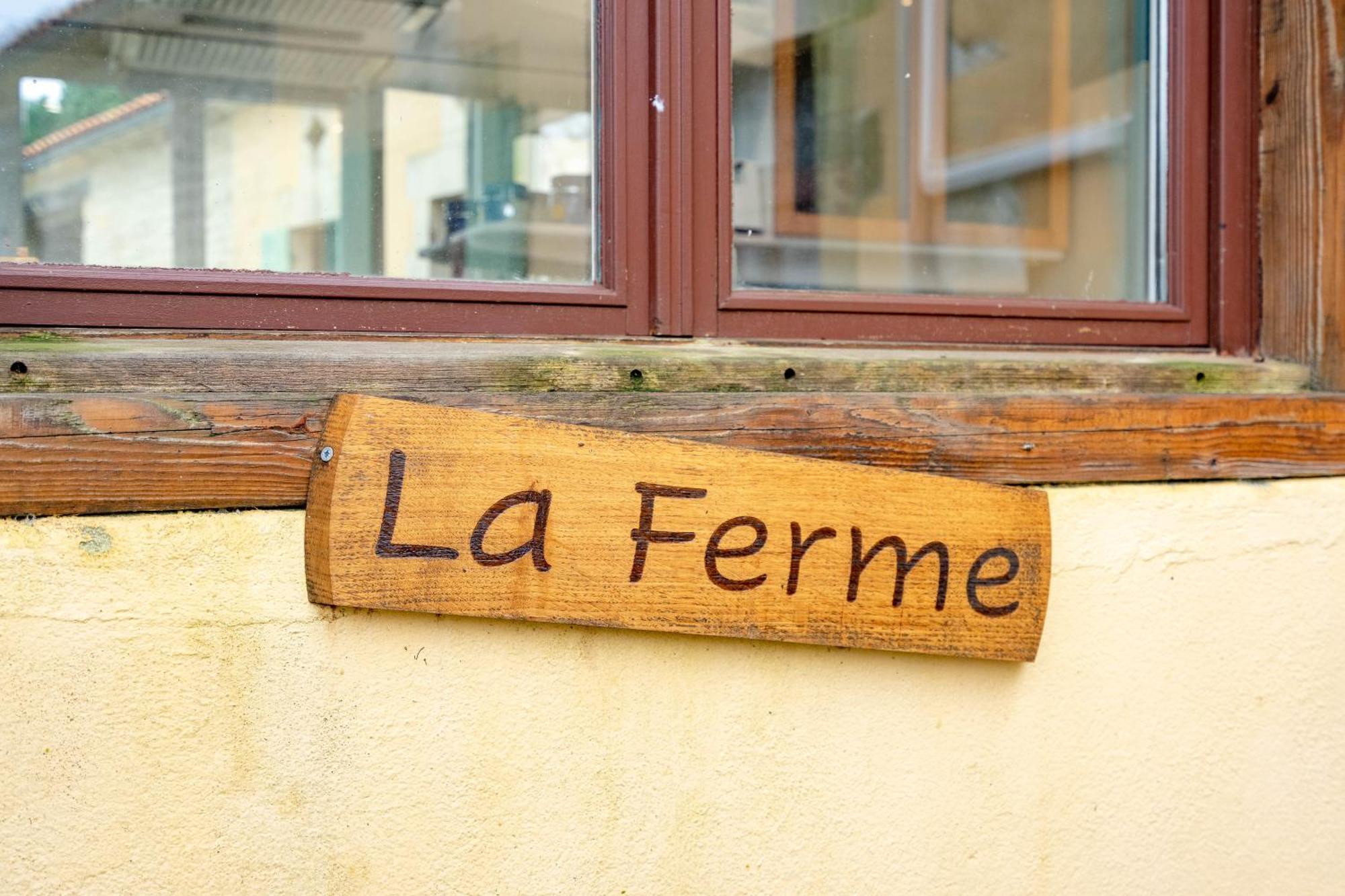 La Ferme - Gites De La Tournerie Gemozac Экстерьер фото
